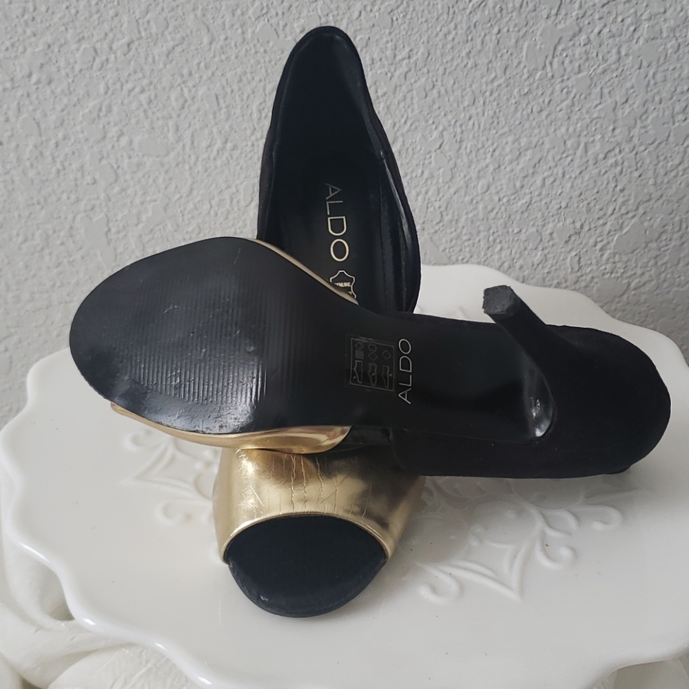 Aldo Peep Toe Cut Out Heels - Picture 5 of 5